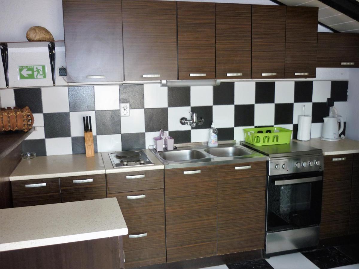 Apartmani Andrija Jezera Εξωτερικό φωτογραφία